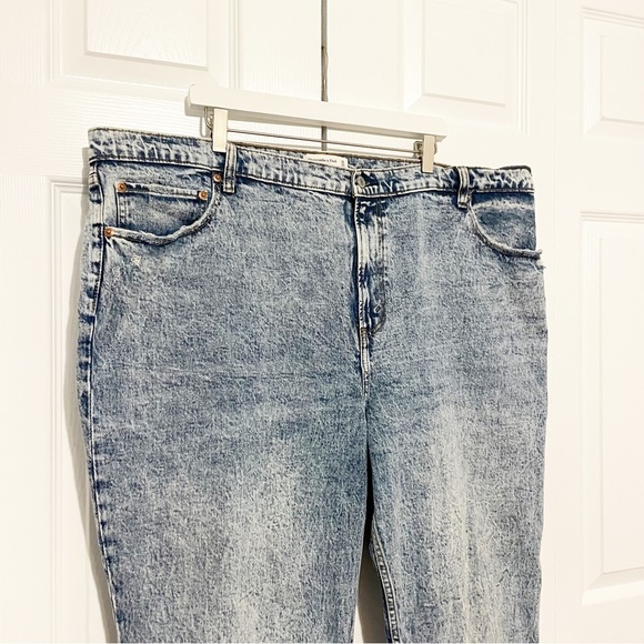 Abercrombie & Fitch The 90s Straight Leg Ultra High Rise Jeans Plus Size 36 22 - Picture 3 of 10